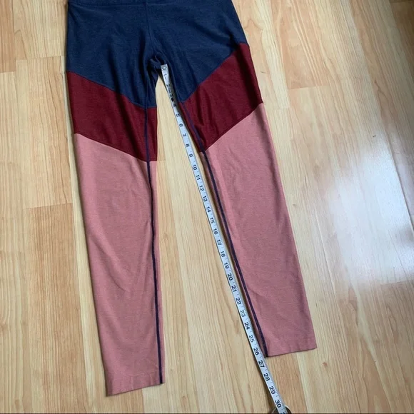 Outdoor Voices Large Color Block Leggings Pink Red Blue Colorblock - Picture 8 of 9